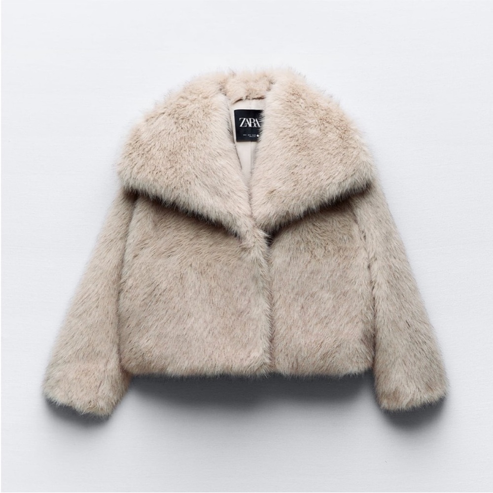 NWT!Zara faux fur coat.
